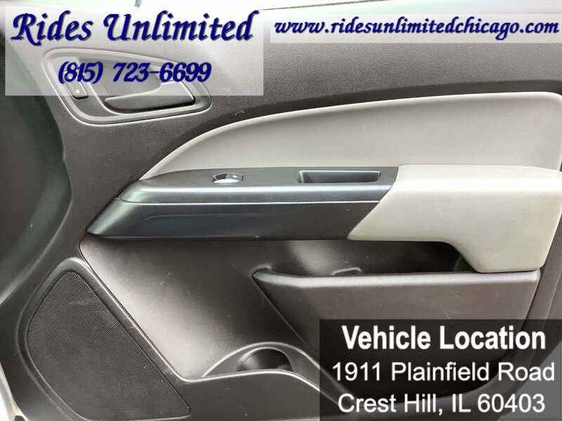 Used 2018 Chevrolet Colorado W/T RWD image 25