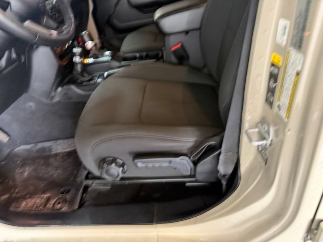 Used 2022 Jeep Gladiator Sport AWD/4WD image 22