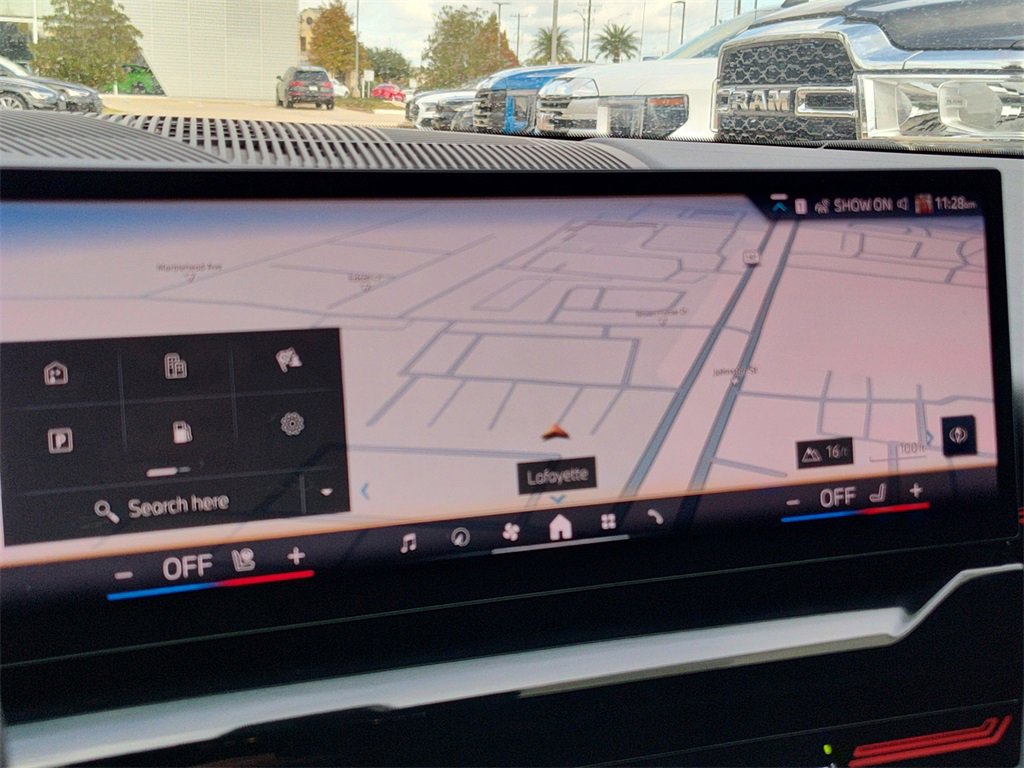 Used 2024 BMW 530i w/ Premium Package image 38