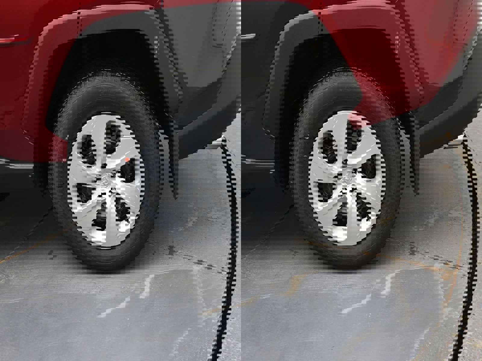 New 2025 Toyota RAV4 LE image 5