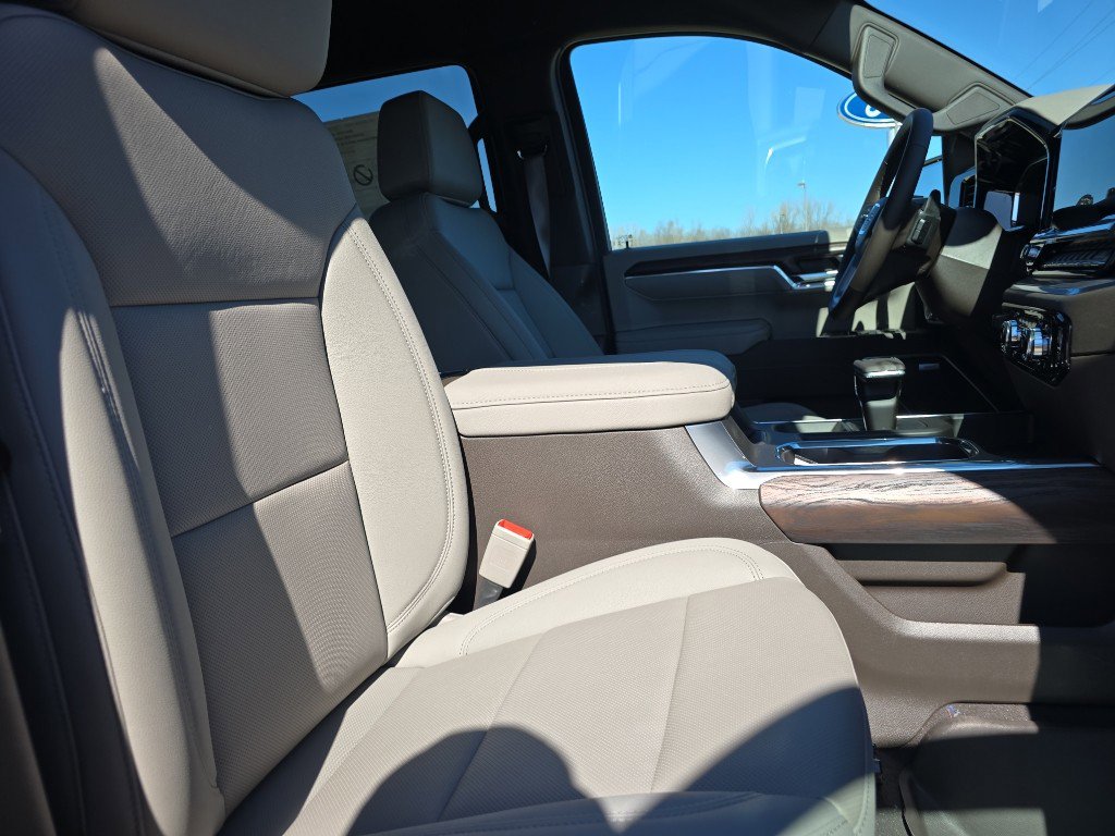 New 2026 GMC Sierra 1500 SLT w/ SLT Premium Package AWD/4WD image 15