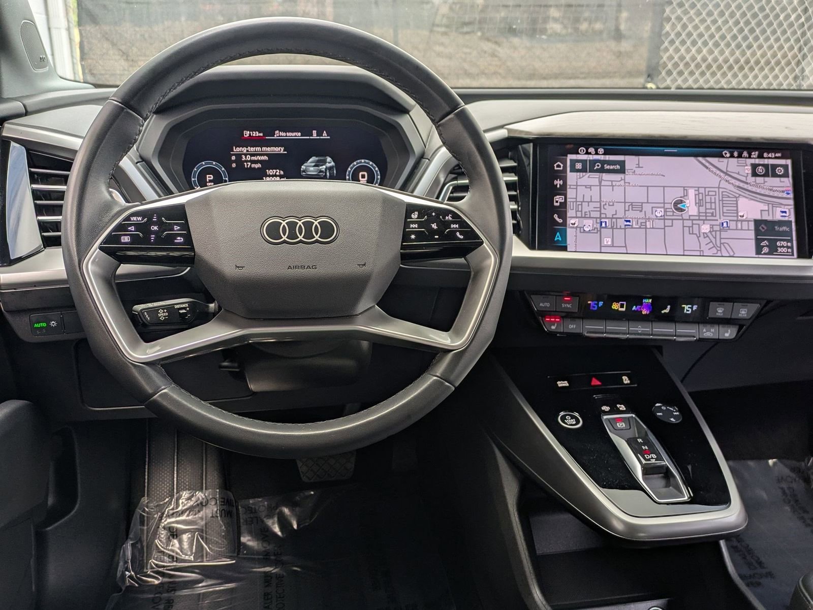 Used 2023 Audi Q4 e-tron Premium Plus image 8