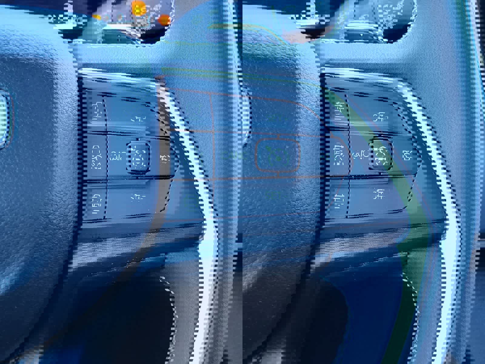 Used 2024 Jeep Grand Cherokee L Laredo image 19