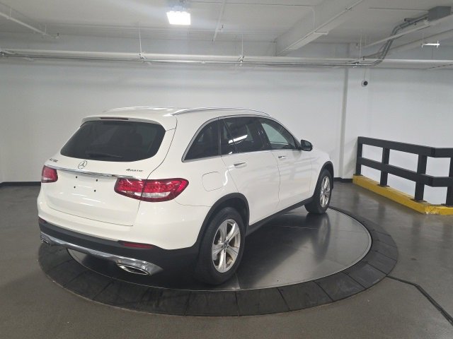 Used 2018 Mercedes-Benz GLC 300 4MATIC image 7