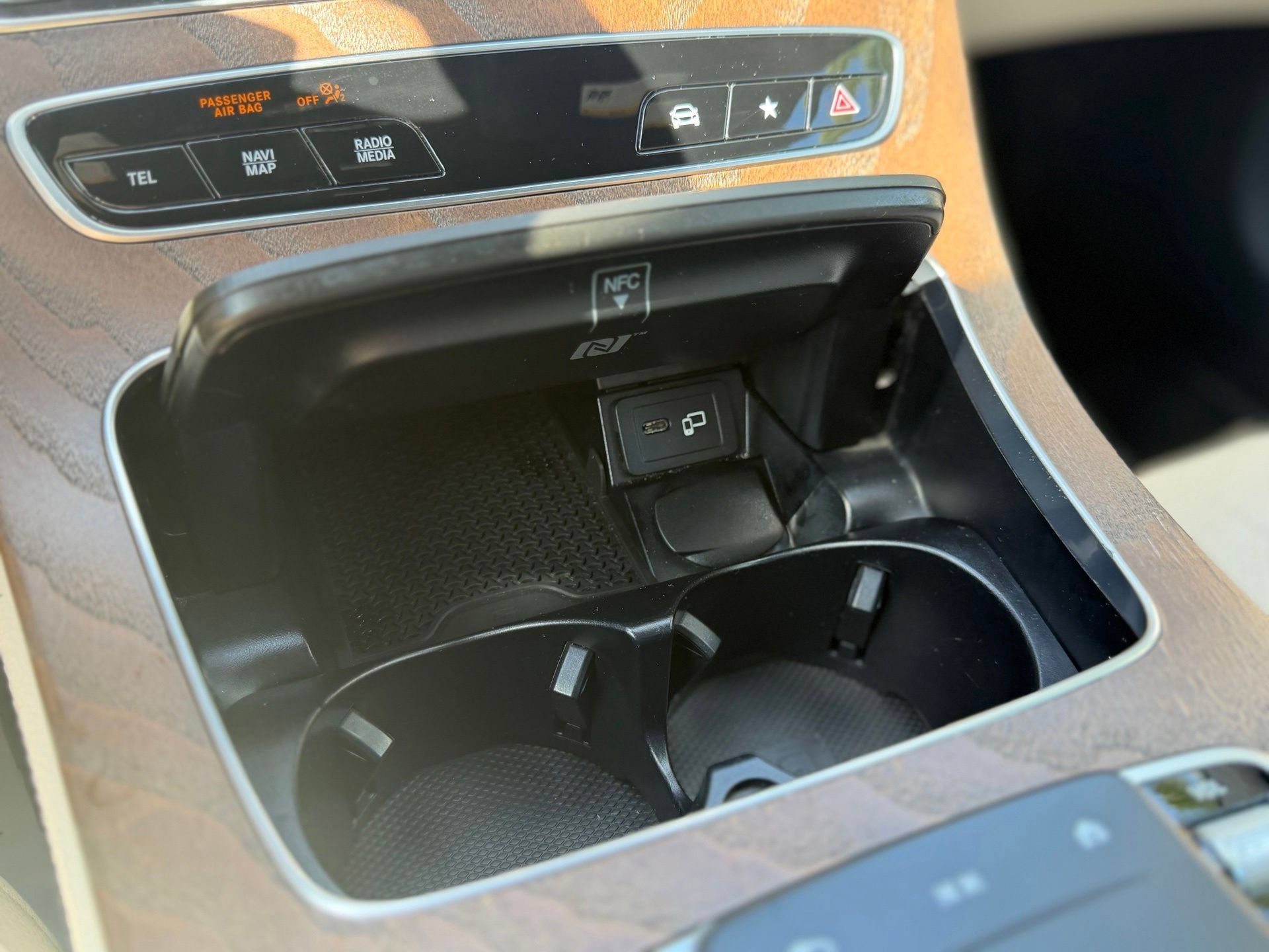 Used 2021 Mercedes-Benz E 350 Sedan image 37
