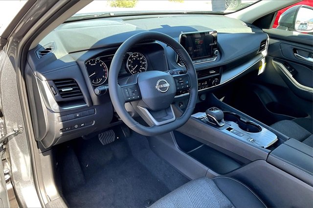 New 2026 Nissan Rogue SV image 5