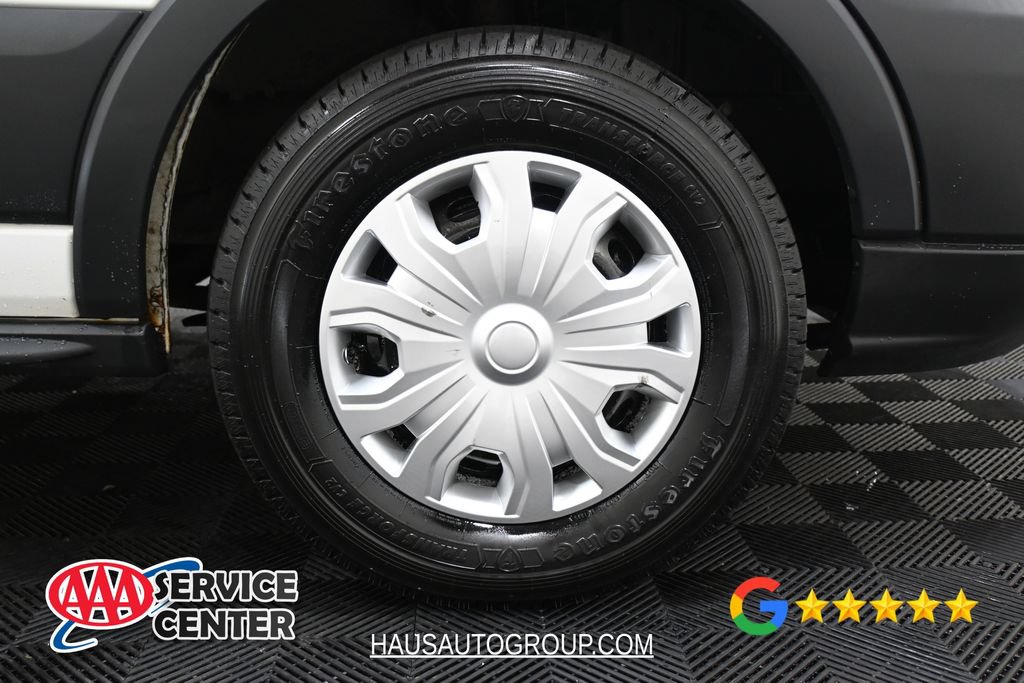 Used 2015 Ford Transit 150 130 Low Roof RWD image 27