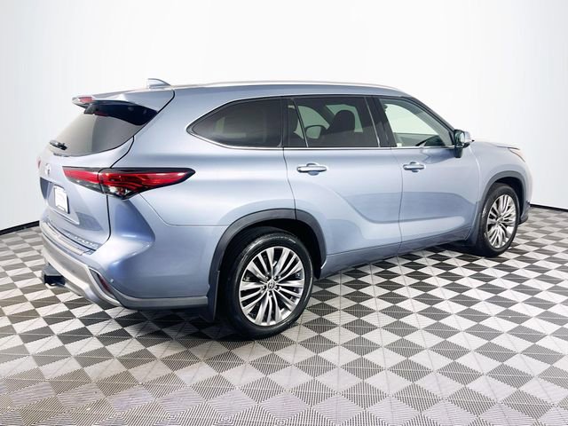 Used 2021 Toyota Highlander Platinum image 8