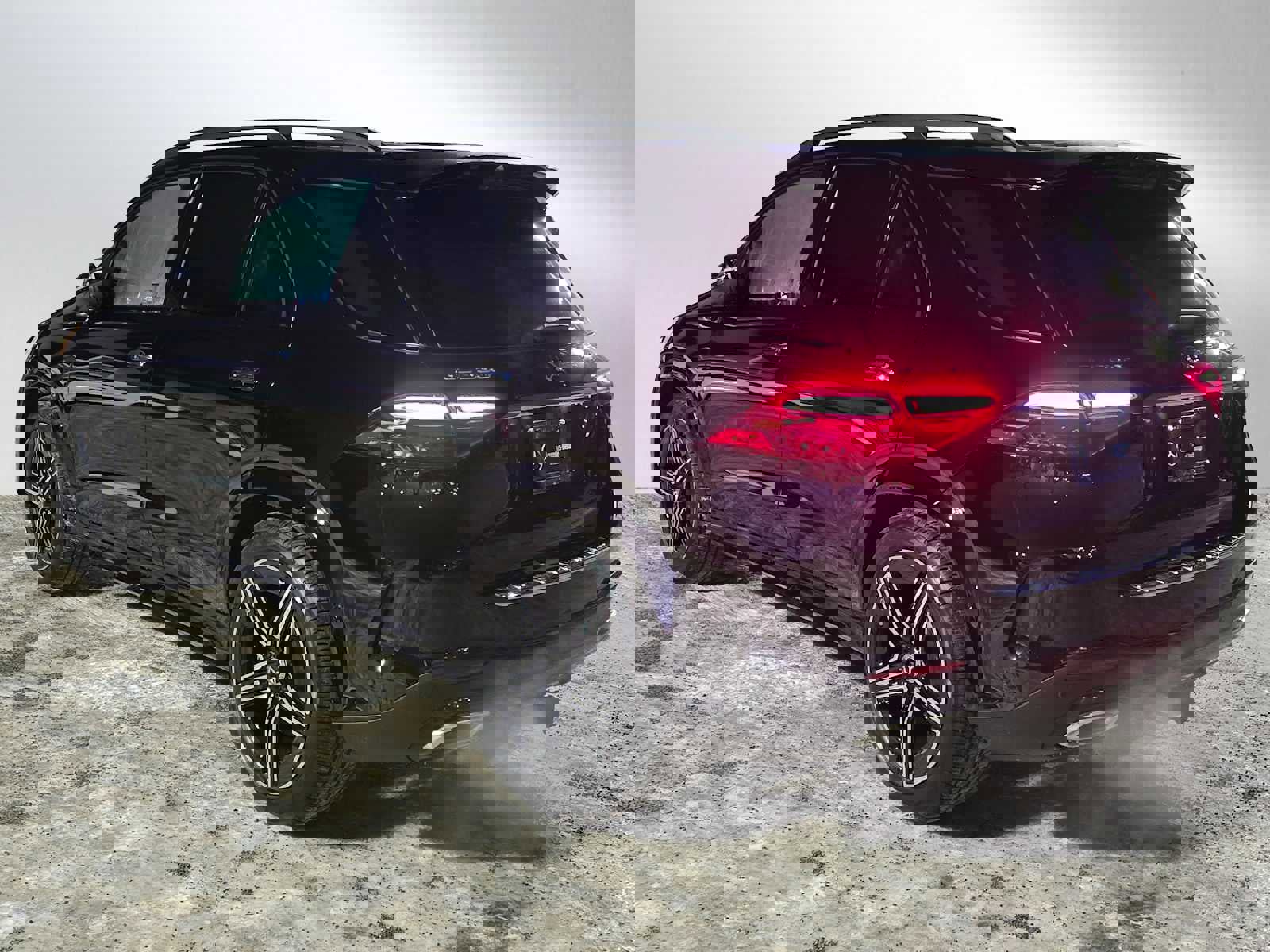 New 2026 Mercedes-Benz GLE 580 4MATIC image 5