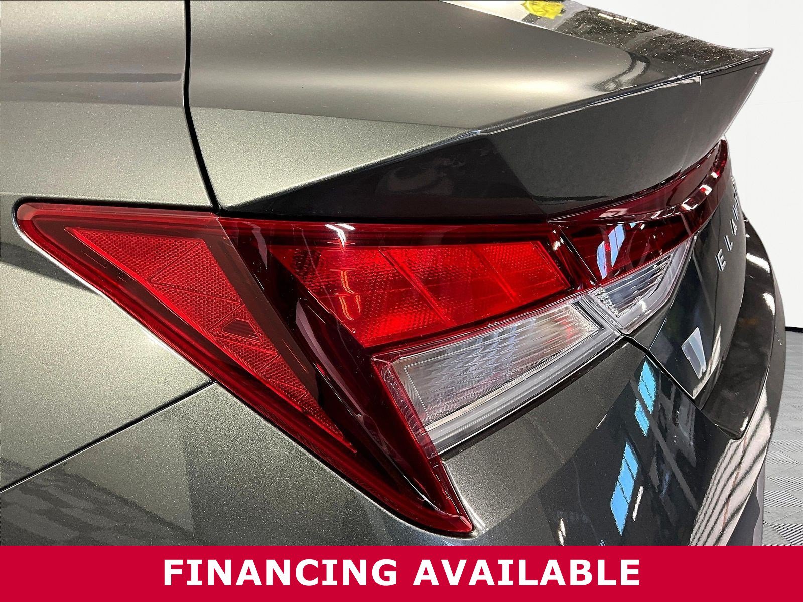 Used 2025 Hyundai Elantra SE FWD image 22