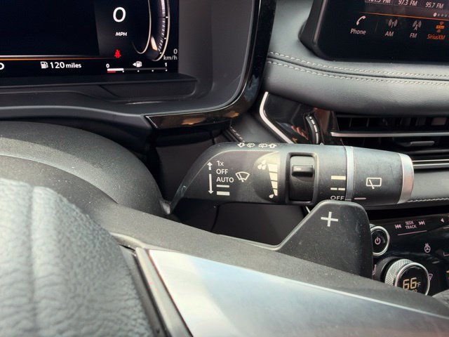 Used 2023 INFINITI QX60 Luxe w/ Performance Audio Package FWD image 30
