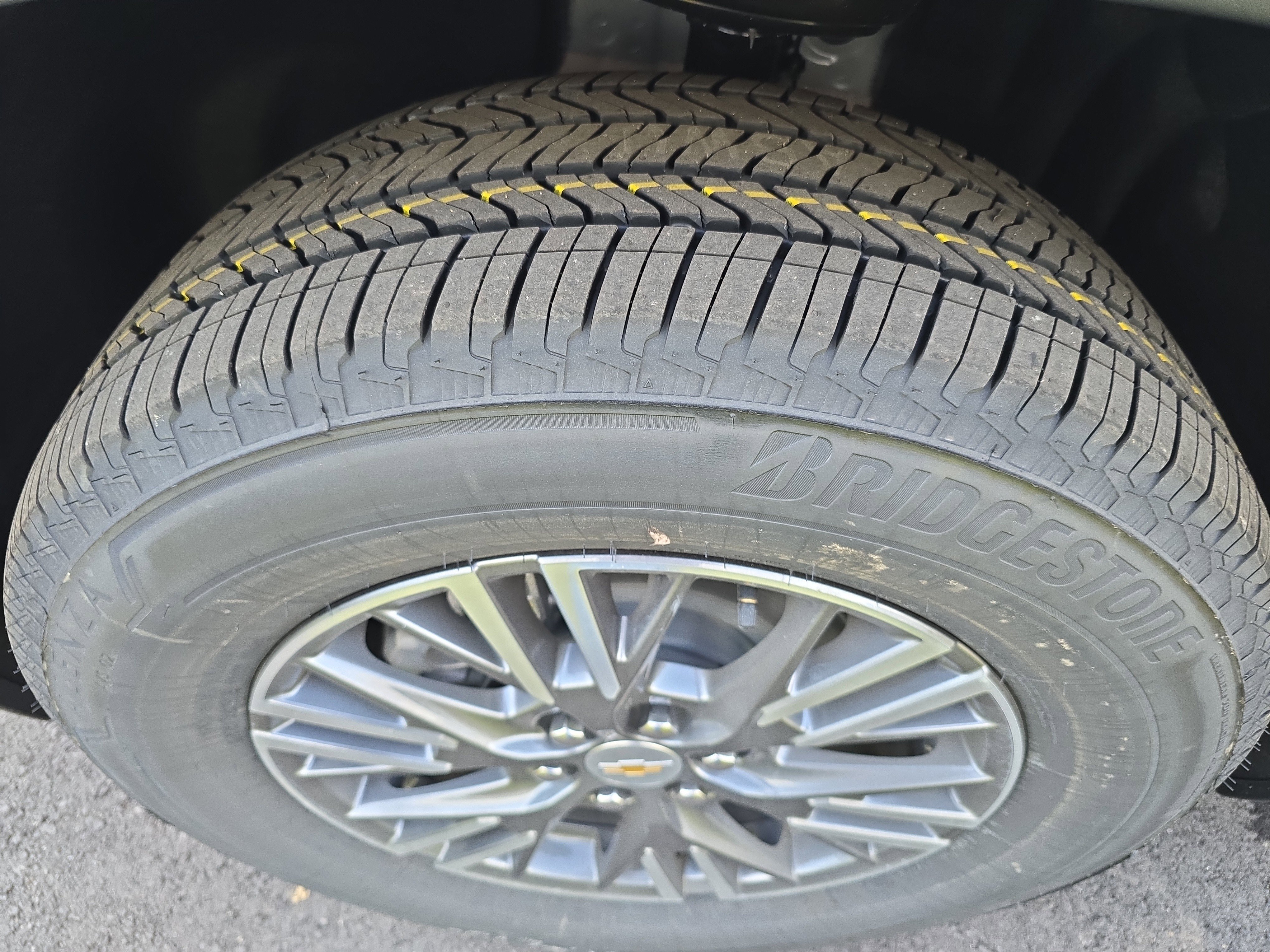 New 2026 Chevrolet Traverse LT AWD/4WD image 11