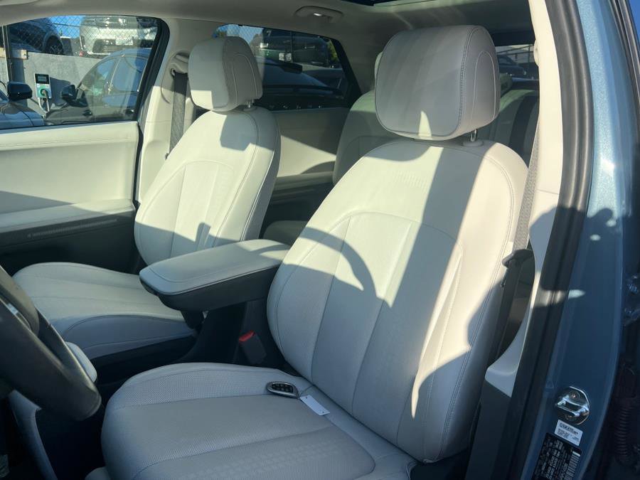 Used 2023 Hyundai Ioniq 5 Limited w/ Cargo Package image 21
