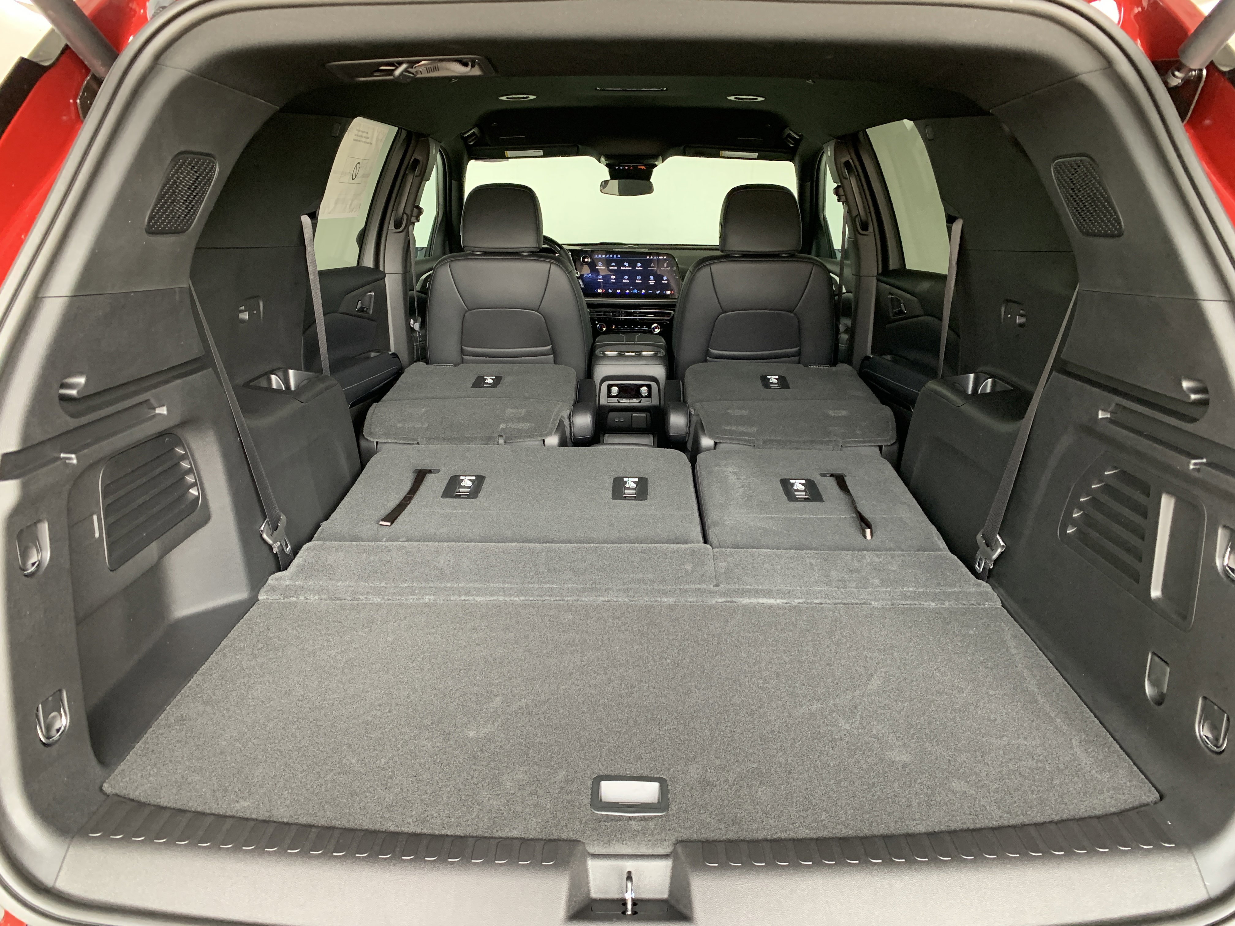 New 2025 Chevrolet Traverse LT w/ Enhanced Driving Package image 48