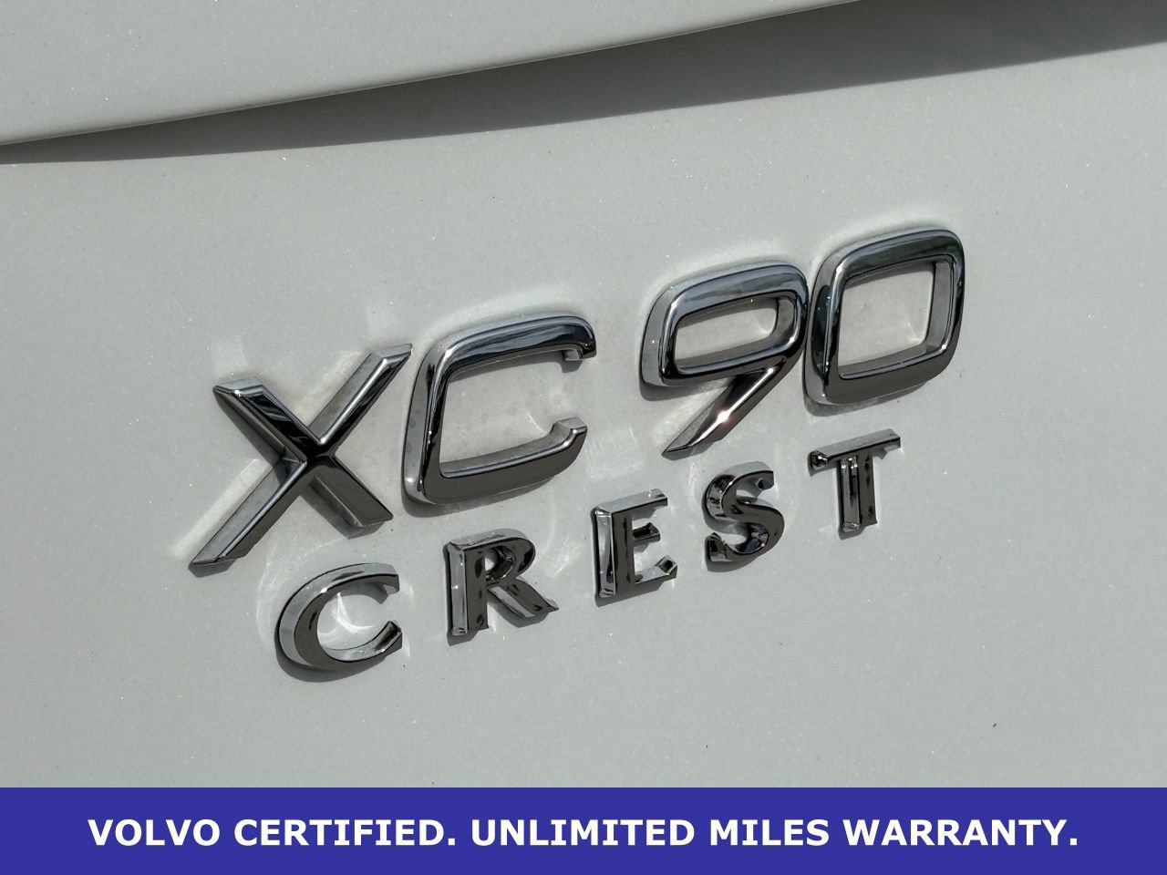 Certified 2024 Volvo XC90 B5 Plus w/ Protection Package Premier image 9
