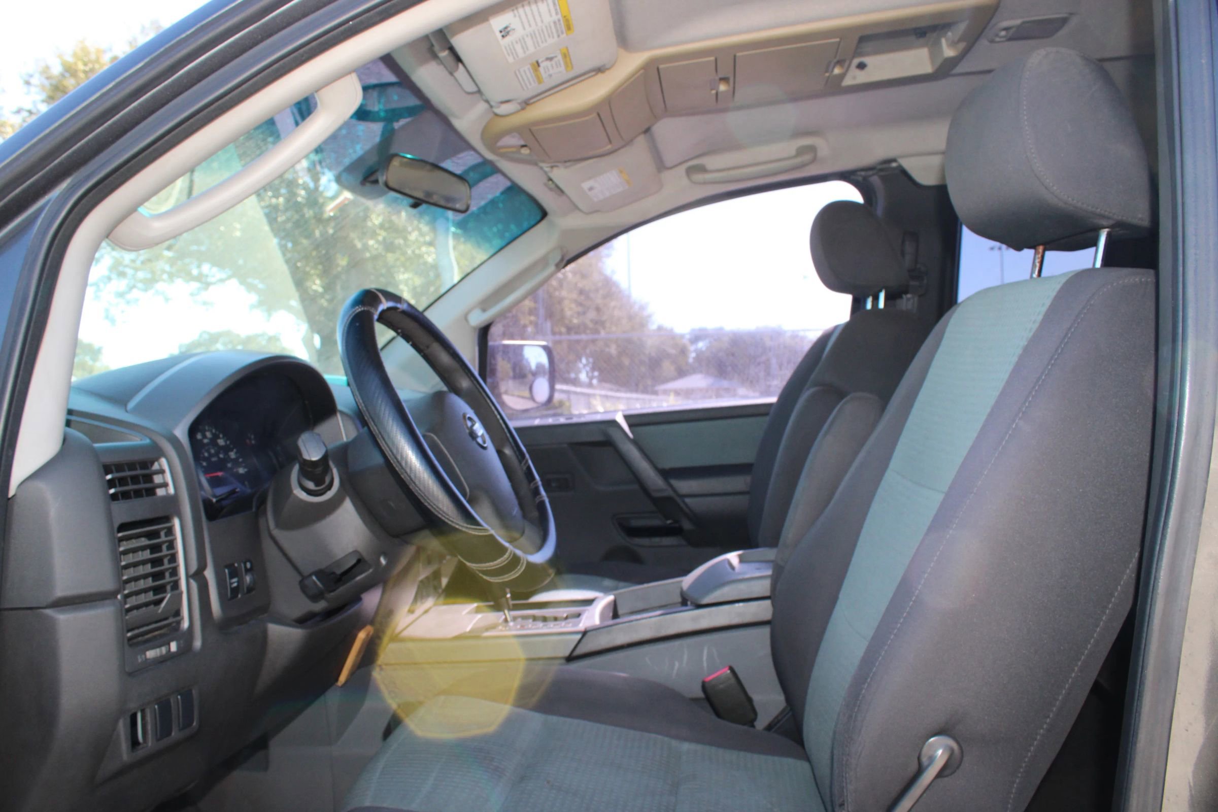 Used 2007 Nissan Titan SE image 4