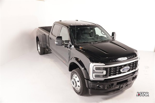 Used 2026 Ford F450 Platinum image 2