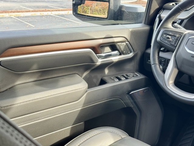 Used 2025 GMC Sierra 2500 Denali w/ Denali Reserve Package image 20