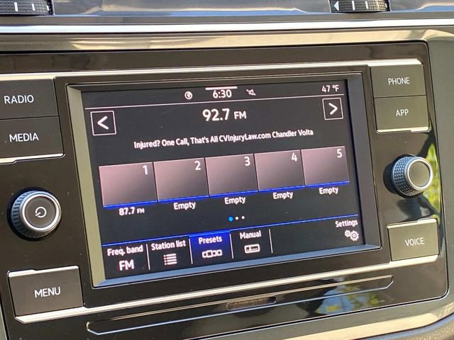 Used 2020 Volkswagen Tiguan S image 24