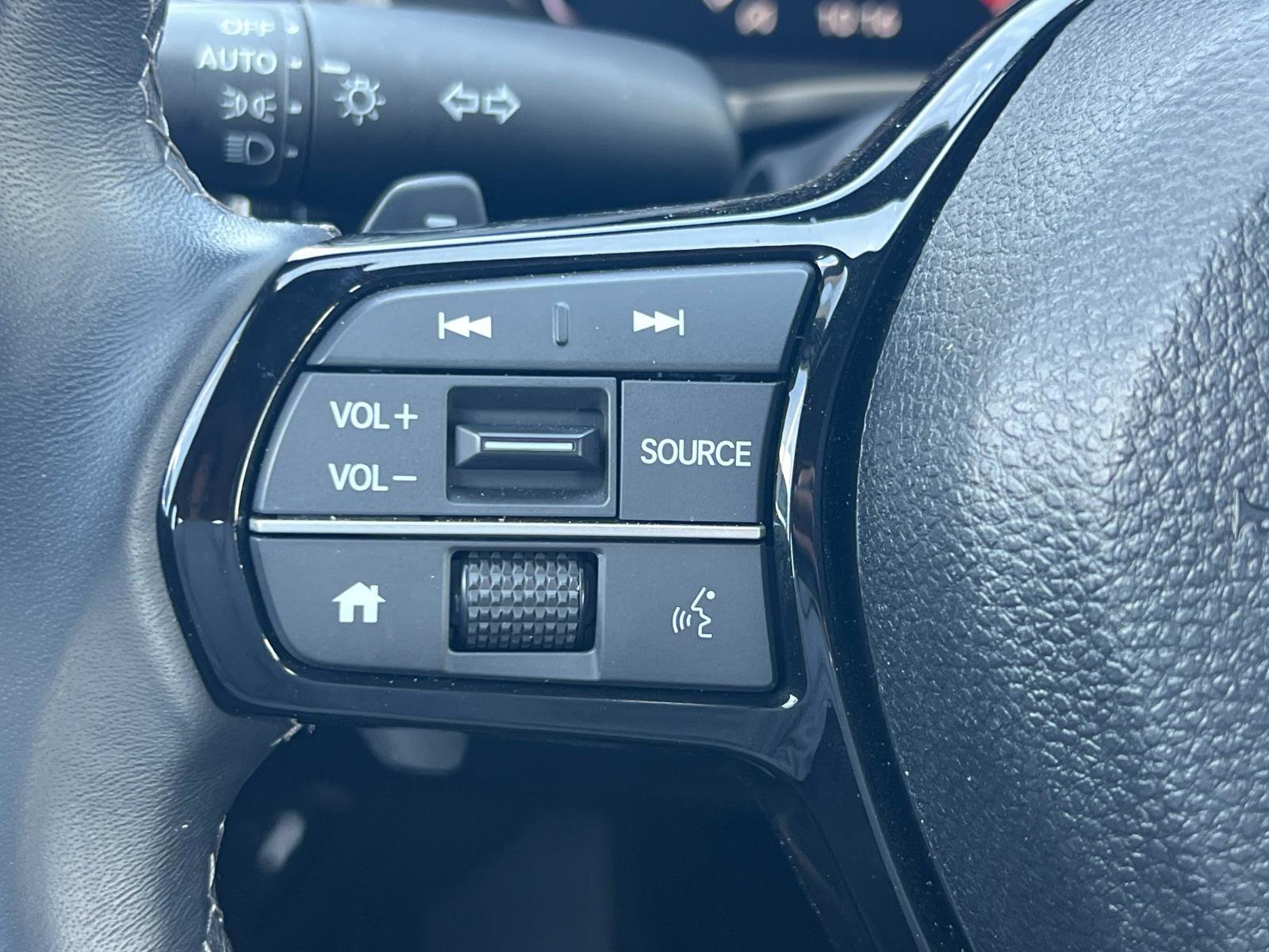 Certified 2025 Honda Civic Sport image 9