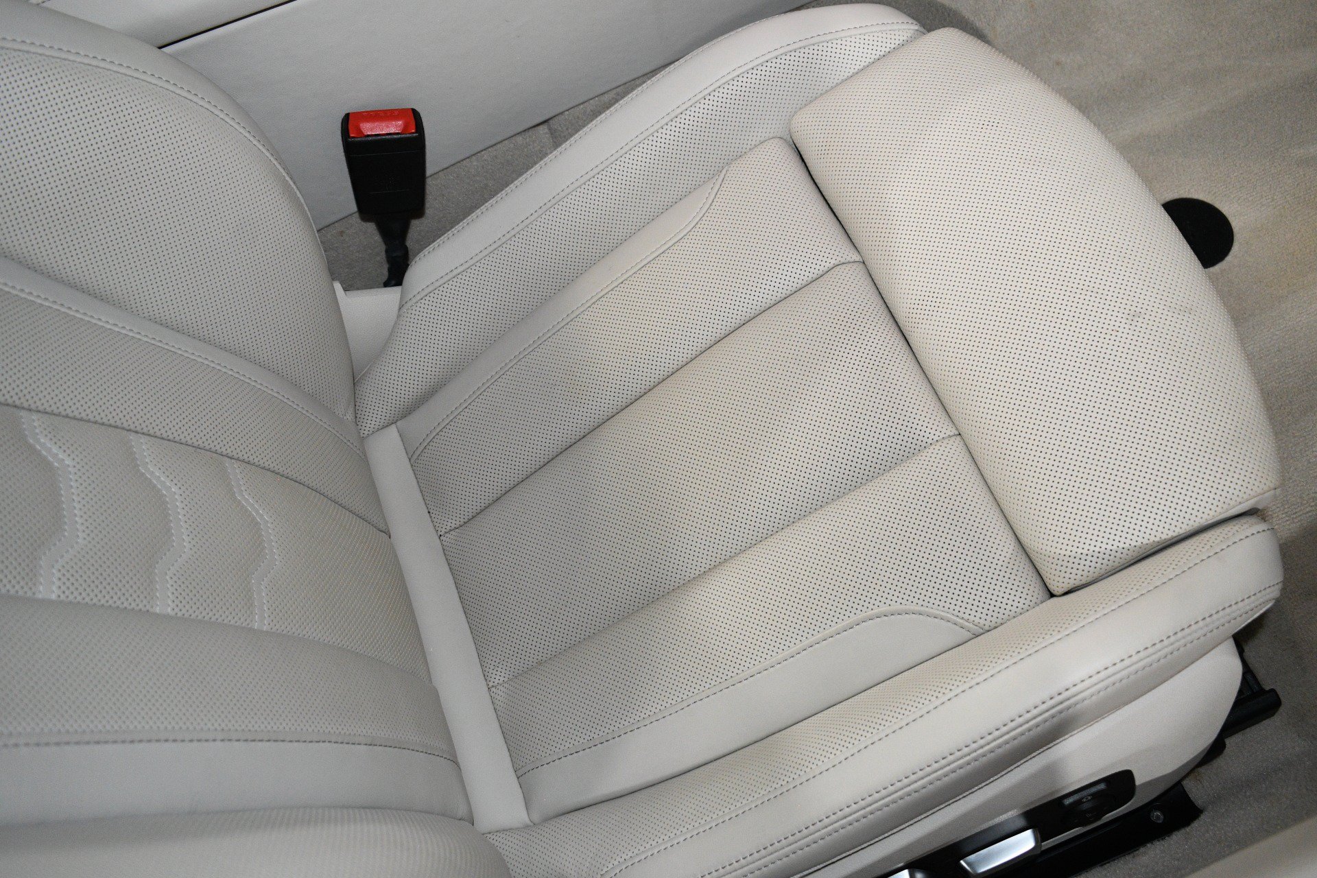 Used 2023 BMW M850i xDrive Convertible w/ Driving Assistance Package AWD/4WD image 12