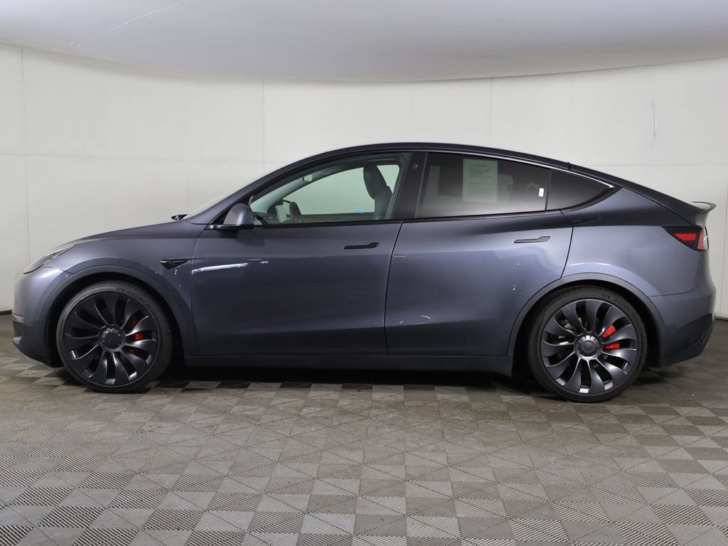 Used 2023 Tesla Model Y Performance AWD/4WD image 18