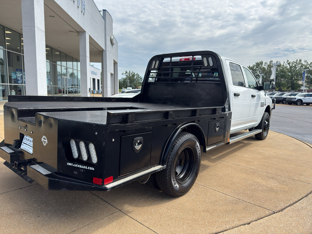 Used 2018 RAM 3500 Tradesman w/ Chrome Appearance Group AWD/4WD image 7