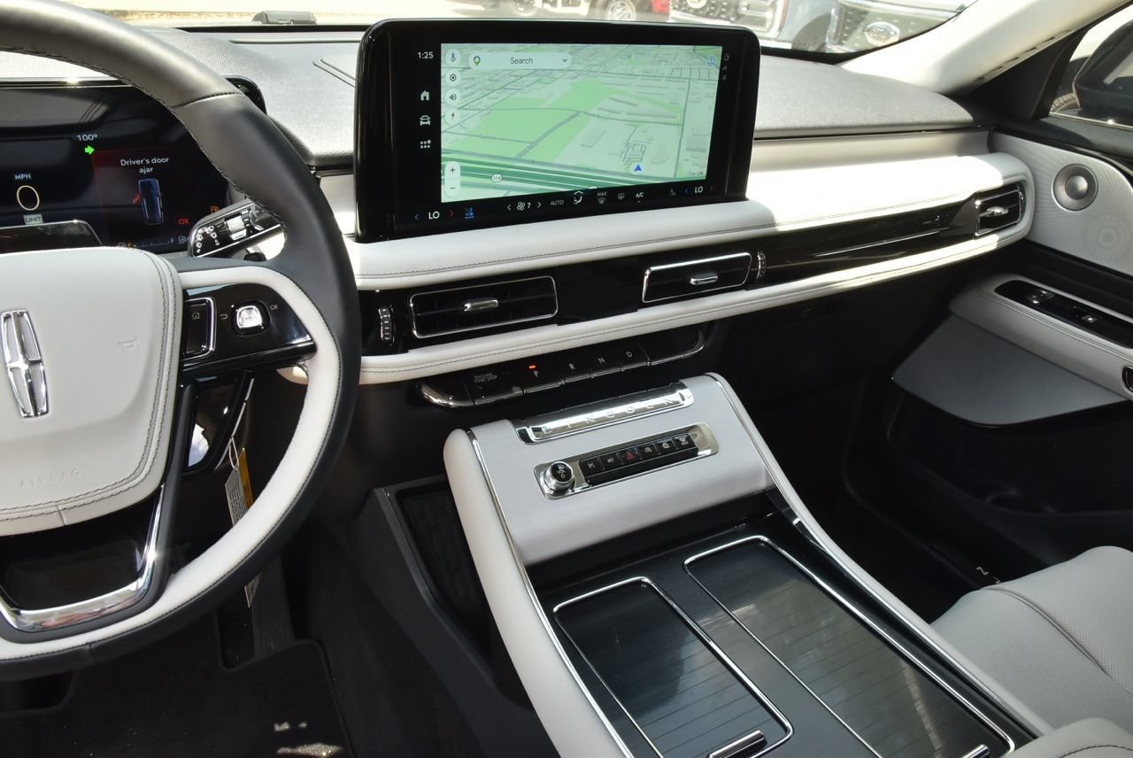 New 2026 Lincoln Aviator Reserve AWD/4WD image 28