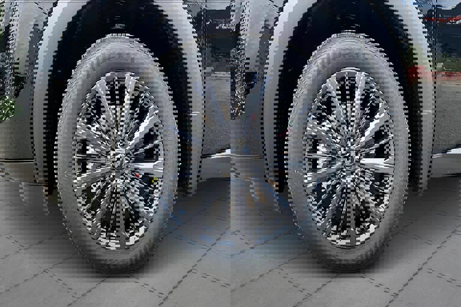 New 2026 Nissan Pathfinder SL image 9