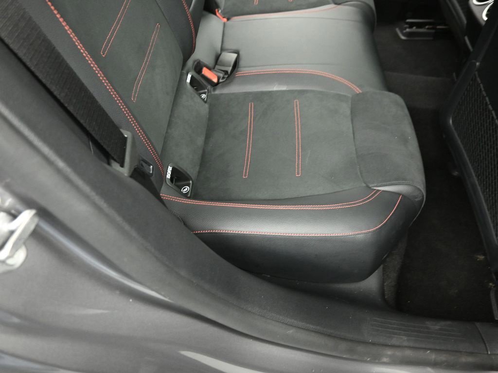 Used 2022 Mercedes-Benz CLA 250 4MATIC image 27