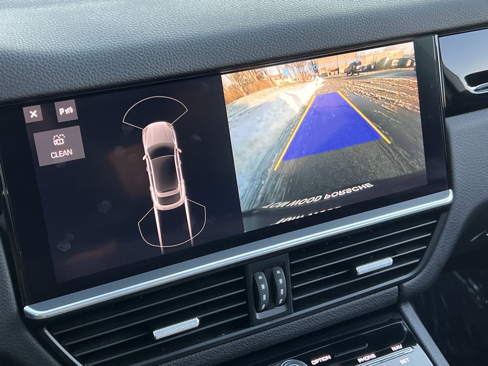 Certified 2021 Porsche Cayenne Coupe image 28