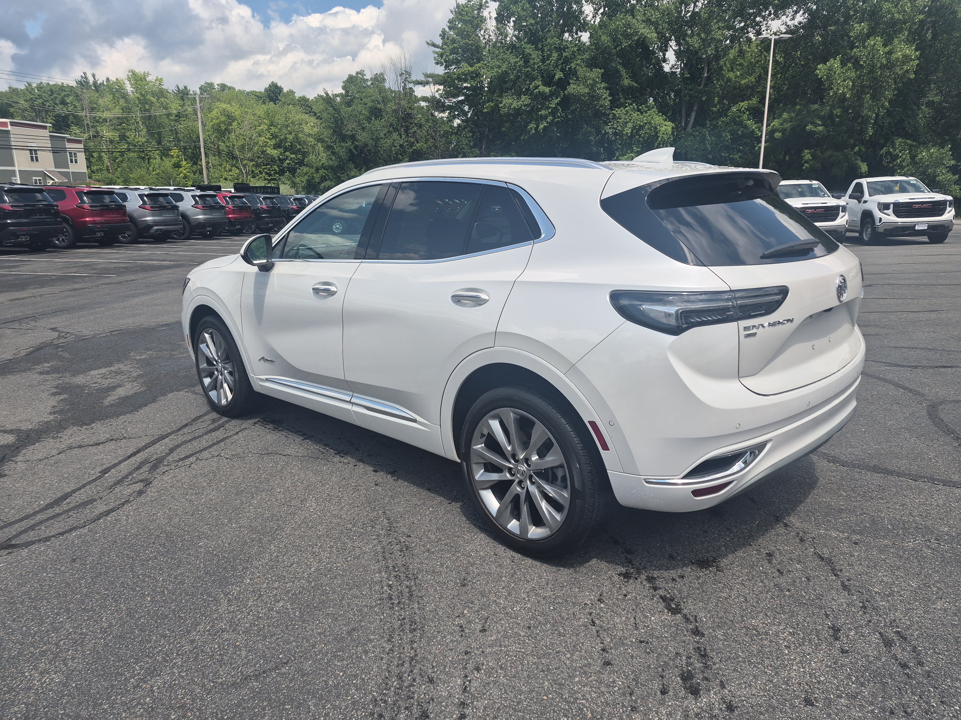 Certified 2023 Buick Envision Avenir AWD/4WD image 3