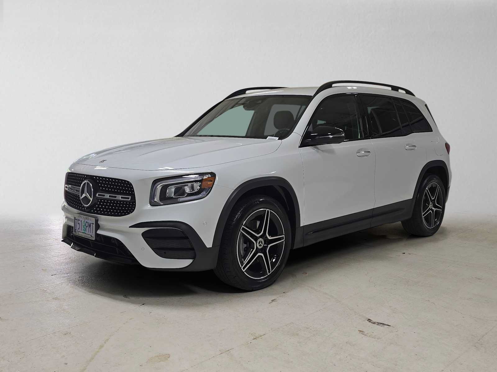 Used 2023 Mercedes-Benz GLB 250 4MATIC image 7
