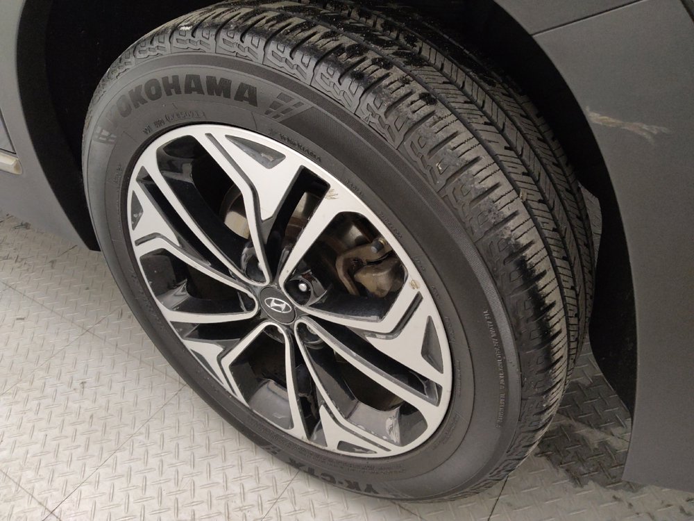 Used 2019 Hyundai Santa Fe AWD image 31