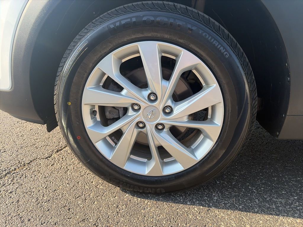 Used 2019 Hyundai Tucson Value AWD/4WD image 12