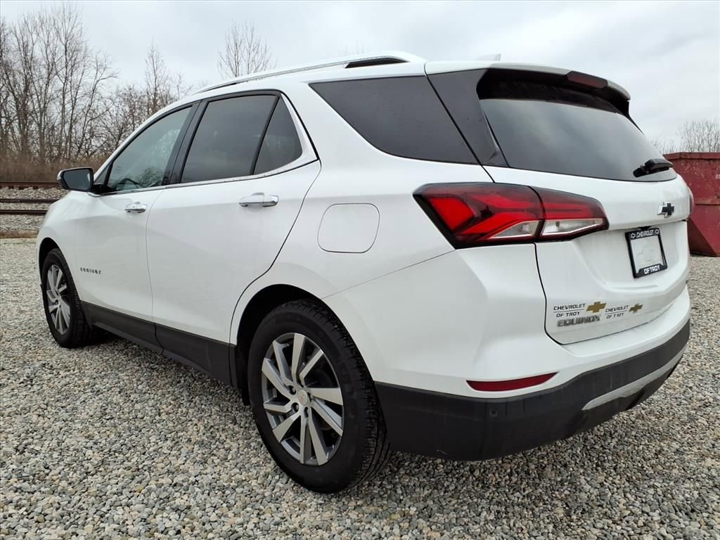 Used 2023 Chevrolet Equinox Premier image 7