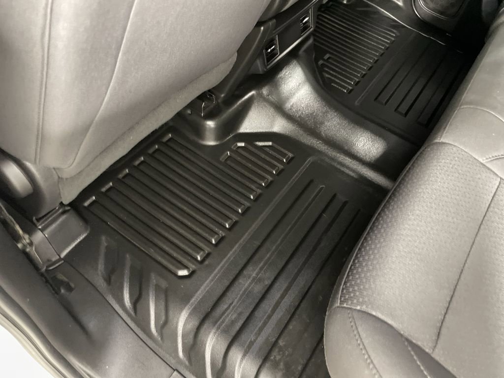 Used 2024 GMC Sierra 2500 Pro w/ Convenience Package image 34