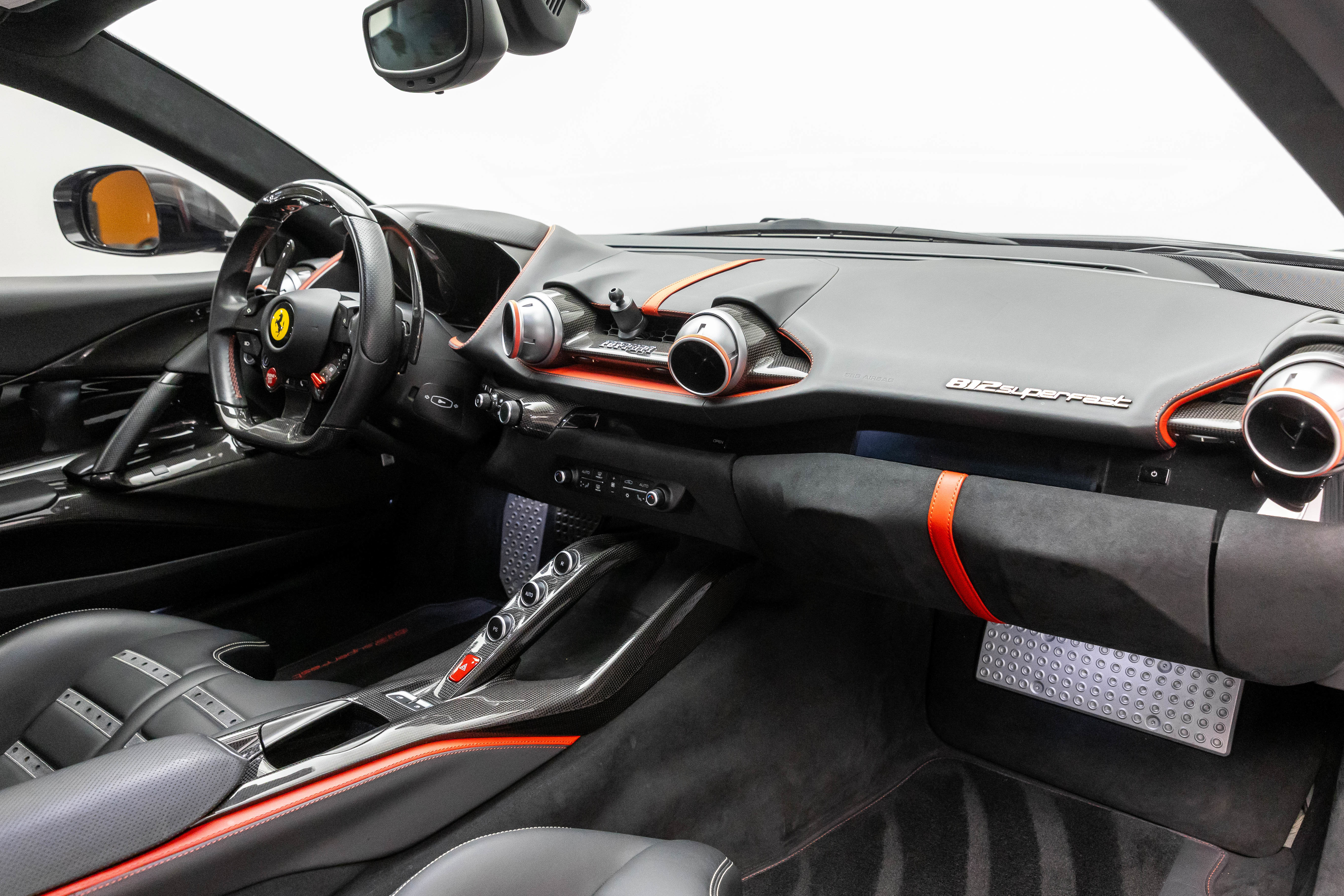 Used 2019 Ferrari 812 Superfast image 38