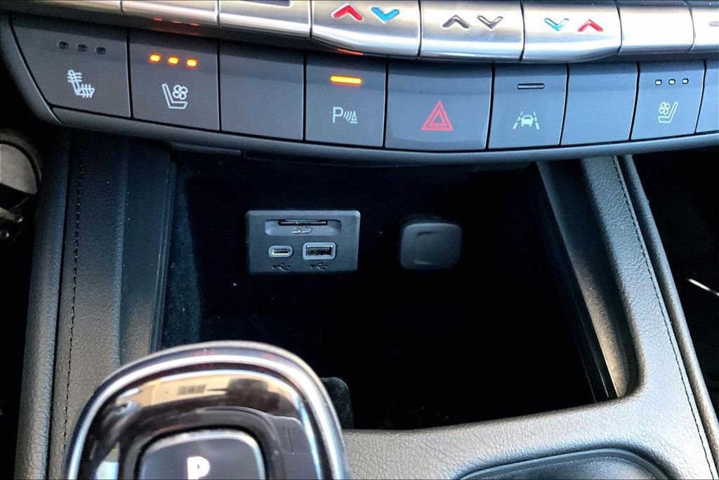 Used 2022 Cadillac XT4 Sport w/ Comfort Package image 31