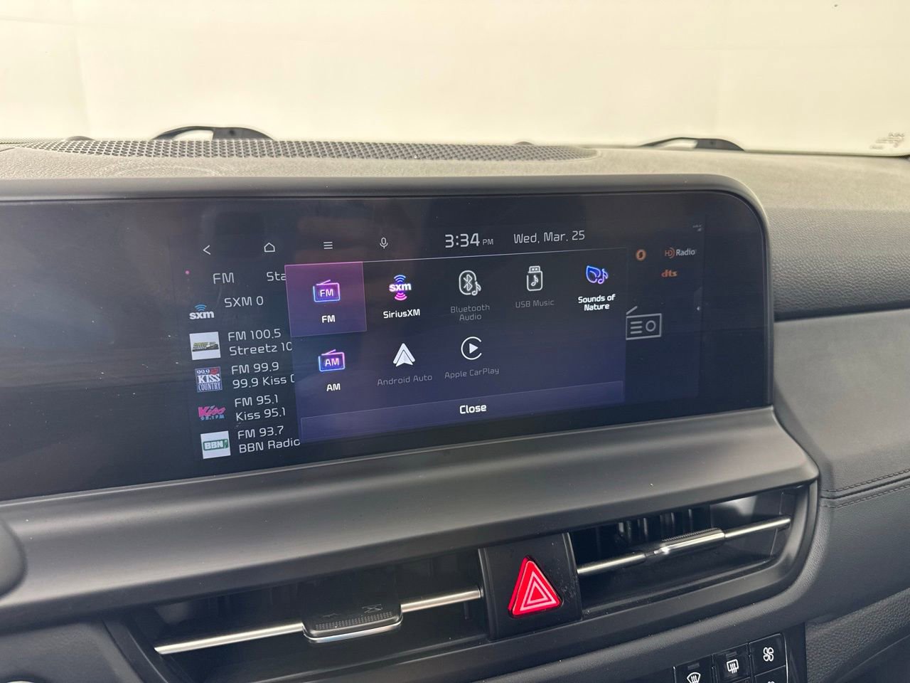 Used 2025 Kia Seltos EX w/ EX Sunroof Package image 23