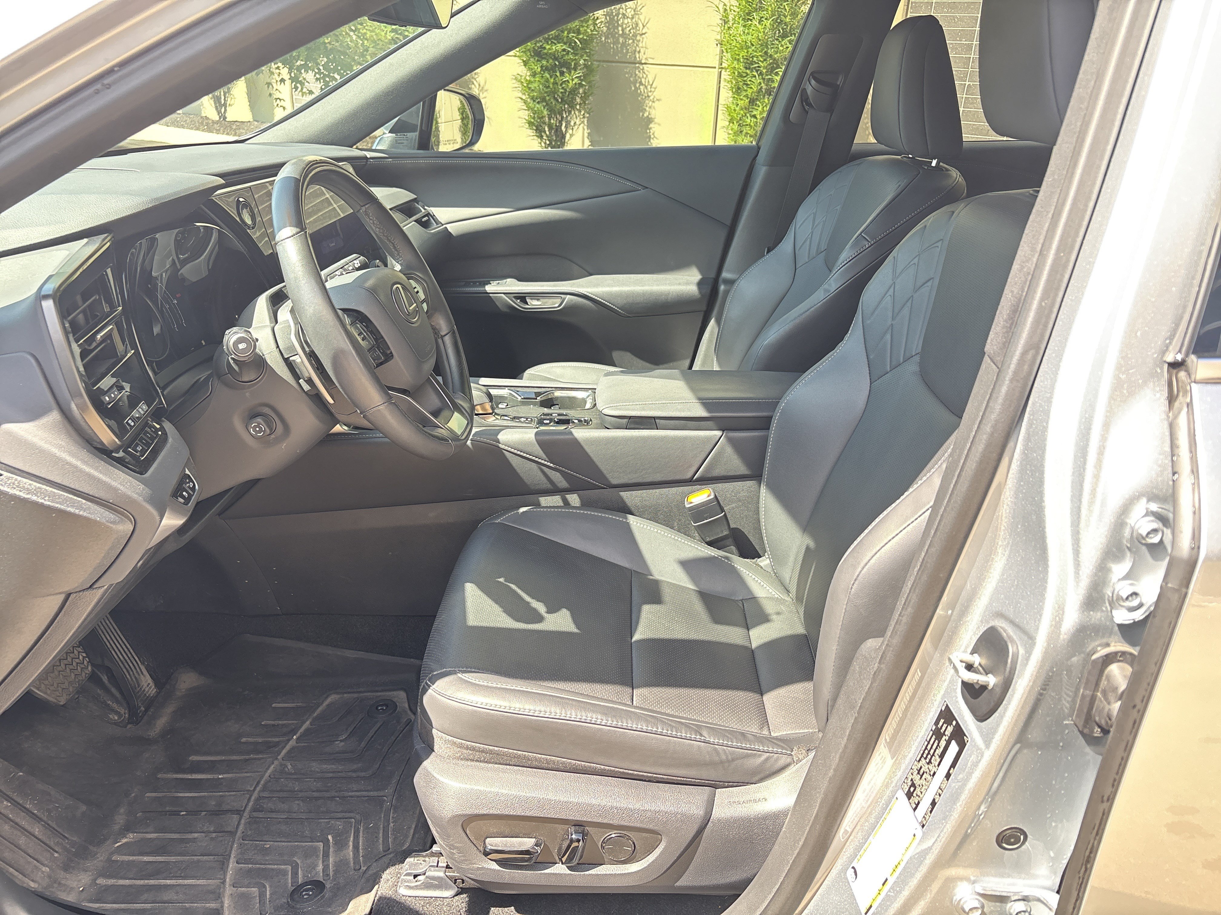 Certified 2024 Lexus RX 350 Premium w/ Convenience Package FWD image 16