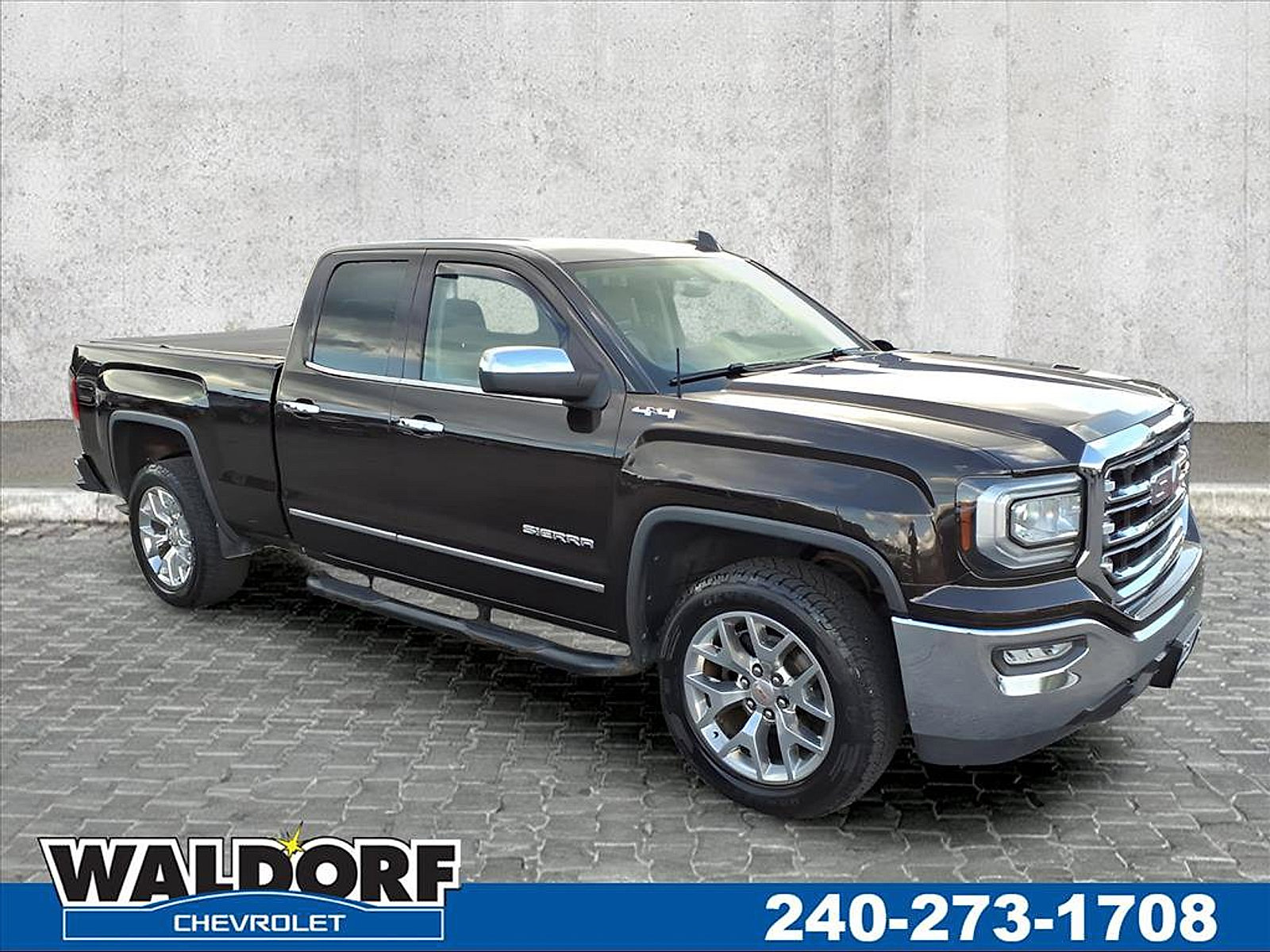Used 2018 GMC Sierra 1500 SLT w/ SLT Premium Package