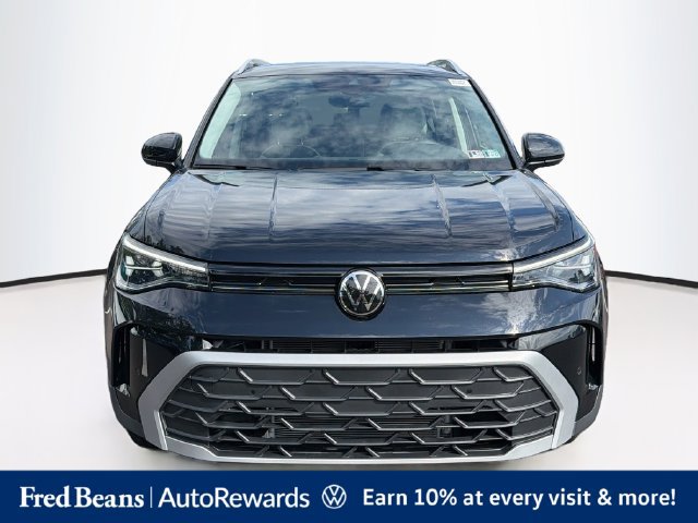 New 2026 Volkswagen Taos SE AWD/4WD image 2