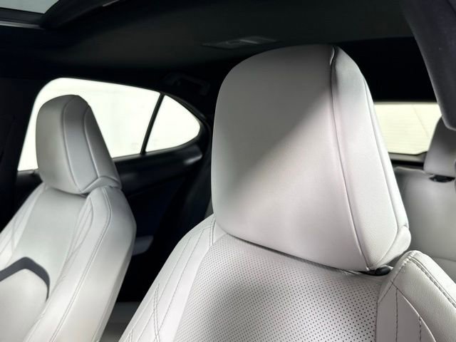 Used 2023 Lexus UX 250h FWD w/ Premium Package image 13