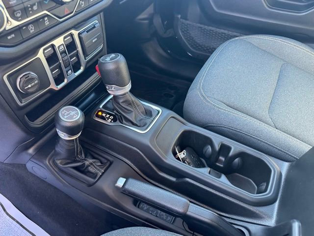 Certified 2025 Jeep Wrangler Sport S AWD/4WD image 18