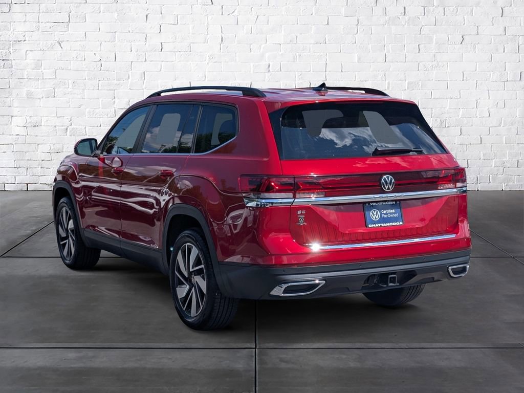 Used 2024 Volkswagen Atlas SE w/ Panoramic Sunroof Package FWD image 4