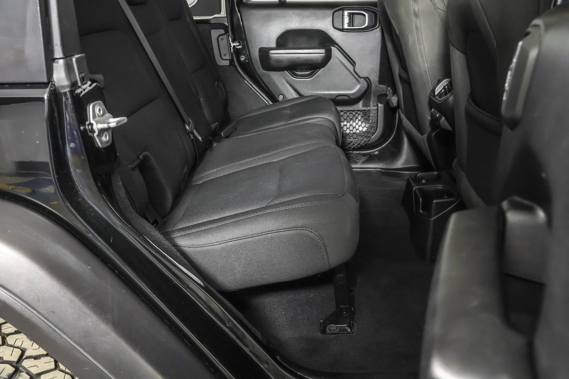 Used 2021 Jeep Wrangler Unlimited Sport image 42