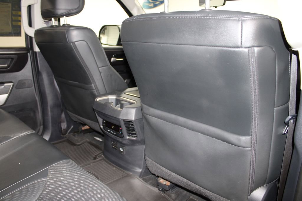 Used 2024 Toyota Sequoia SR5 w/ SR5 Premium Package AWD/4WD image 32