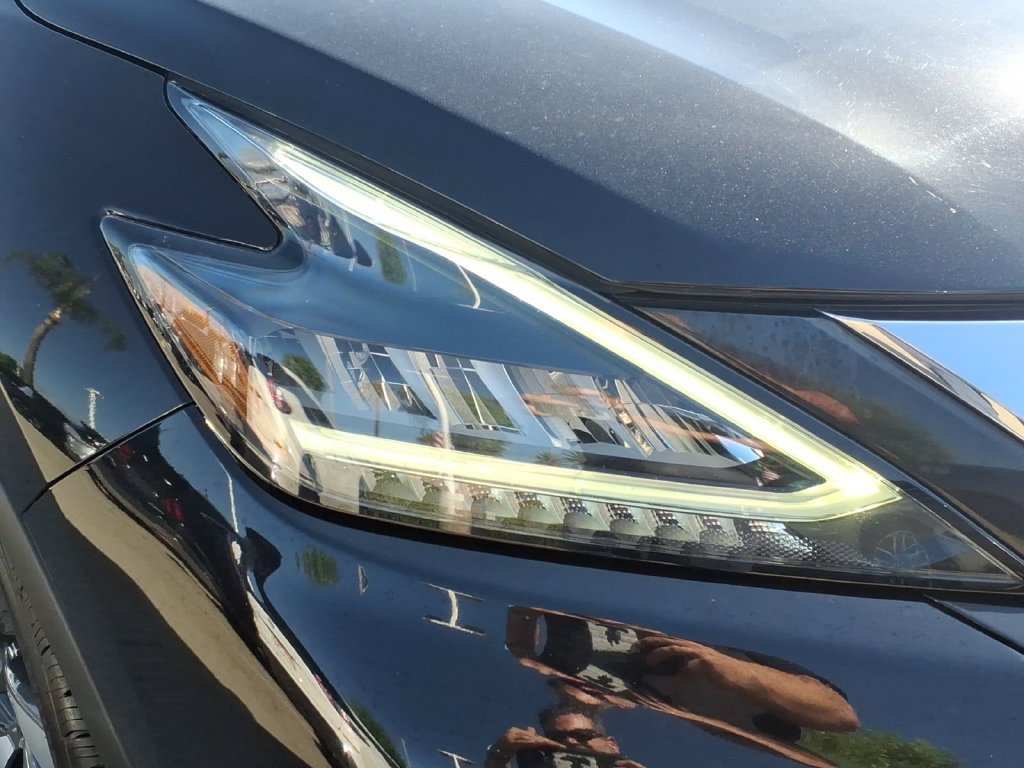 Used 2023 Nissan Murano SL w/ SL Moonroof Package FWD image 3
