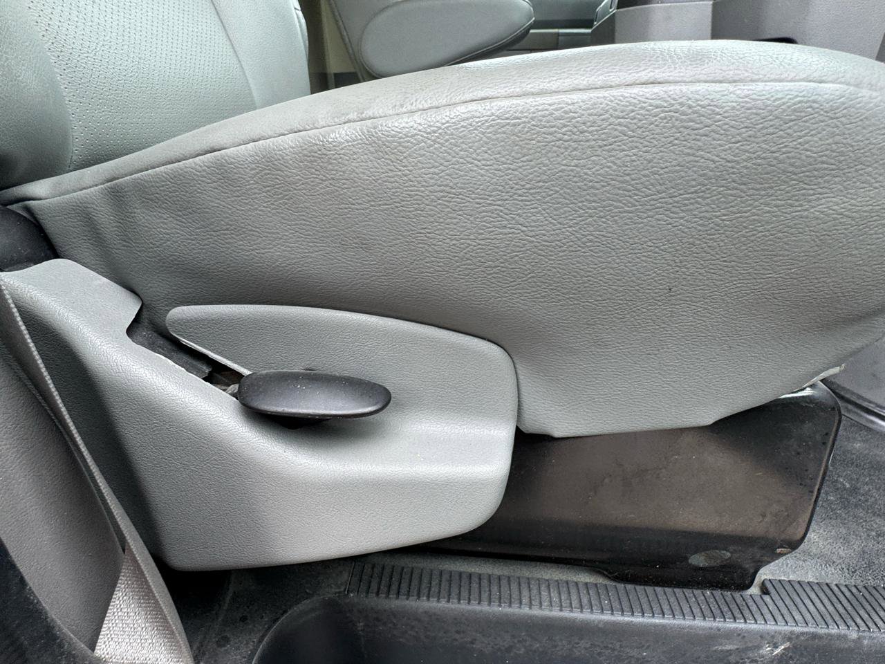 Used 2011 Ford E-250 and Econoline 250 w/ PWR Group image 35